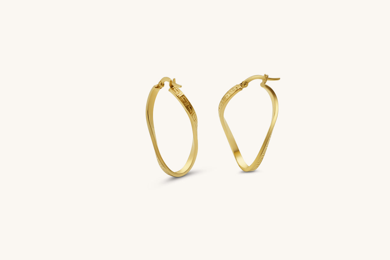 Fluid Twist Hoops