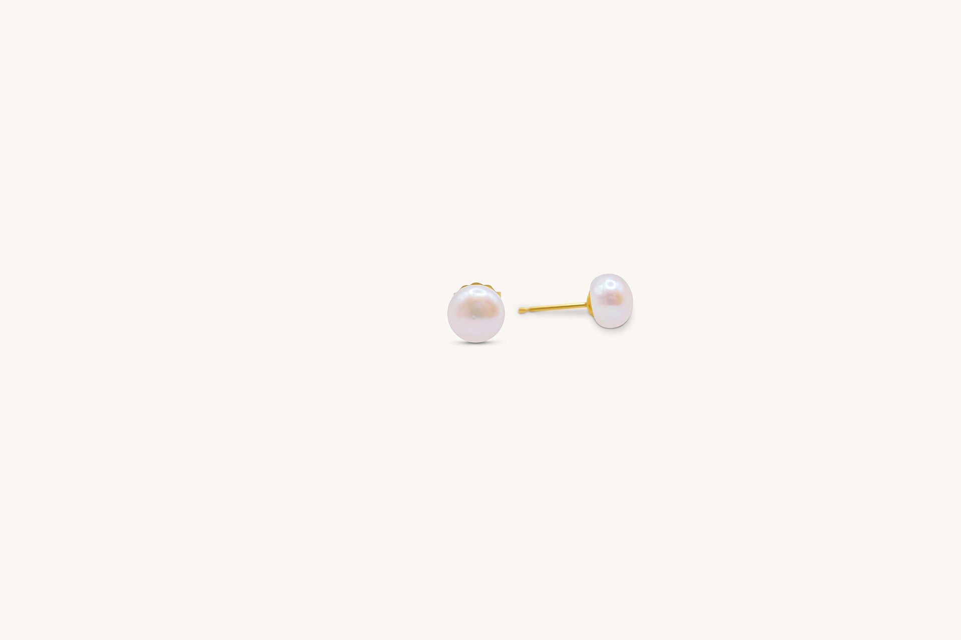 Simple Pearl Studs