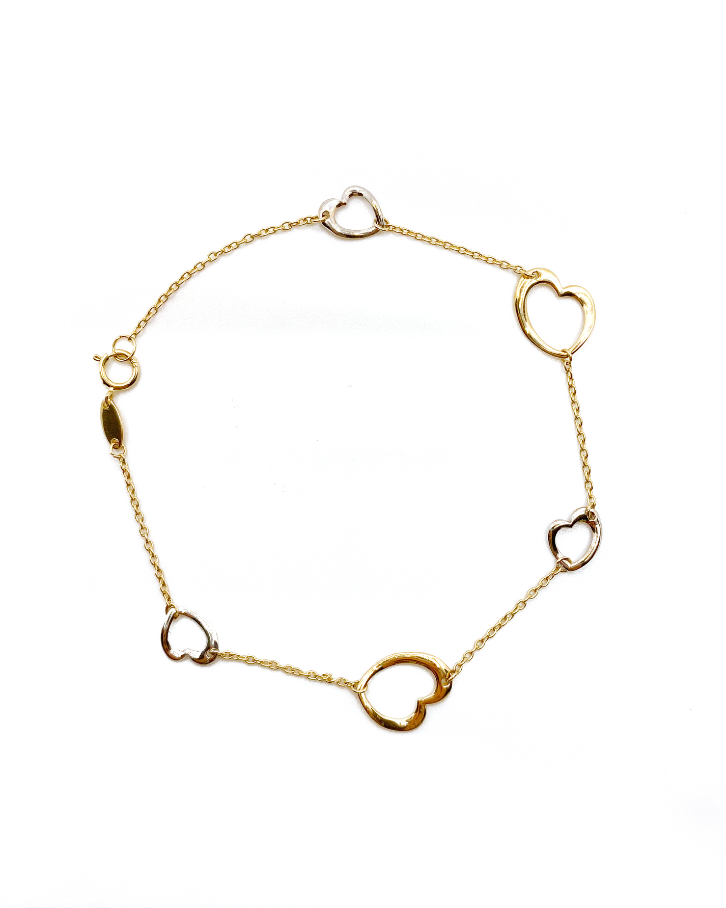 The Circle of Hearts Bracelet