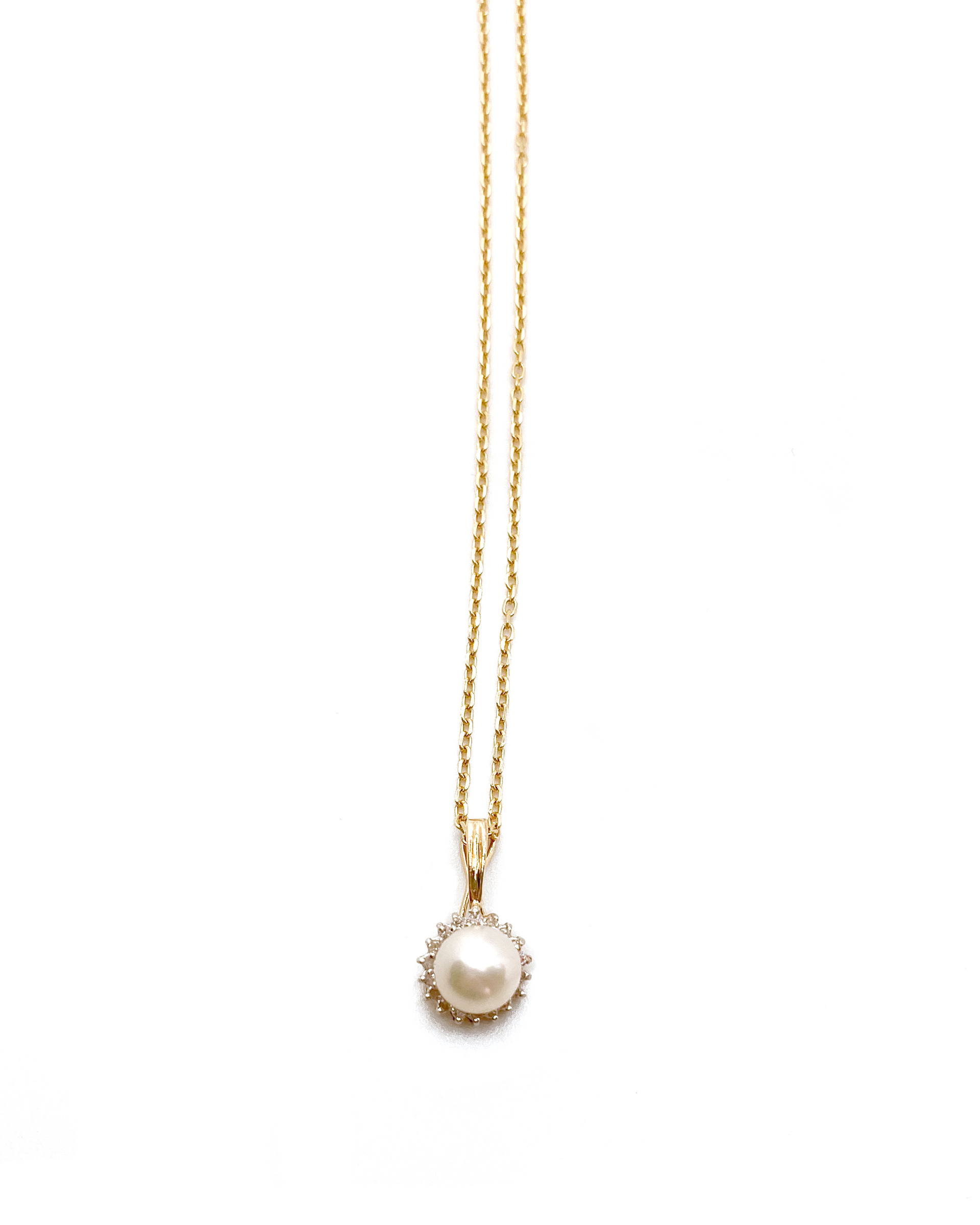 The Freshwater Pearl Necklace