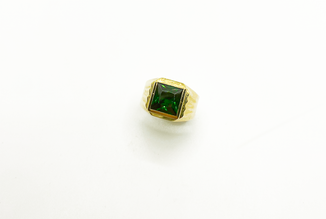 Green Stone Ring