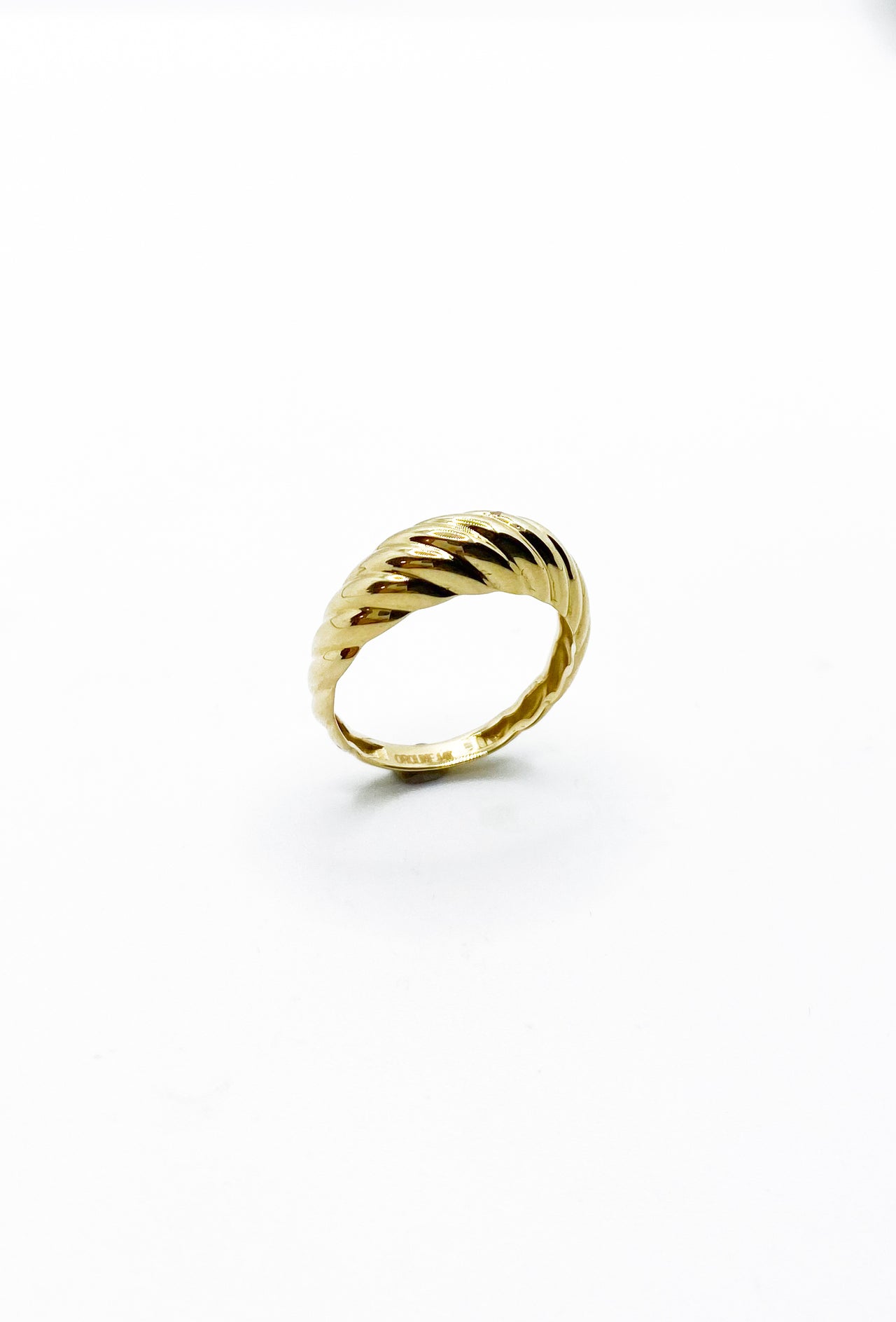 Thin Croissant Ring